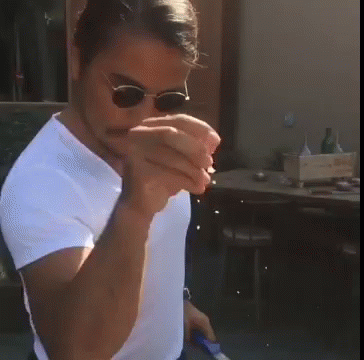 1748525993549.gif