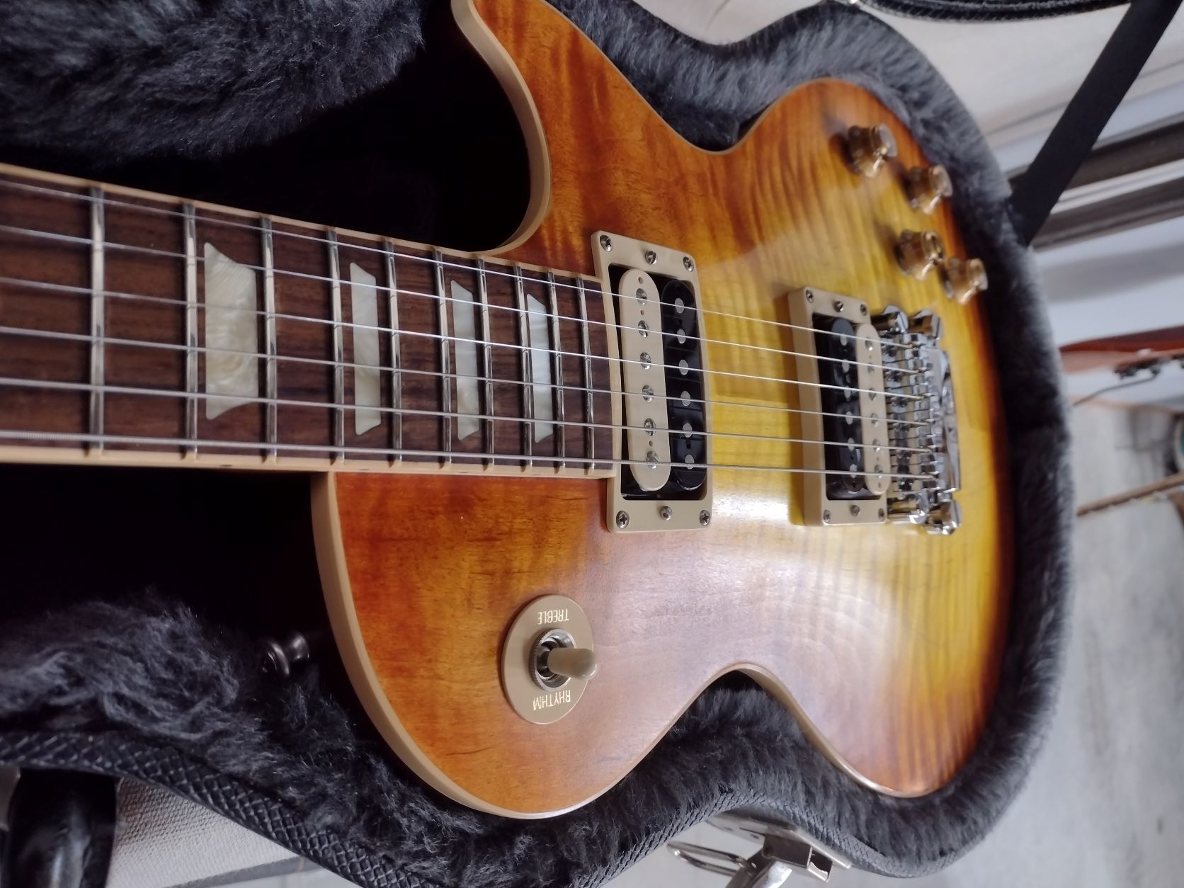 2005 Gibson Faded 2.jpg