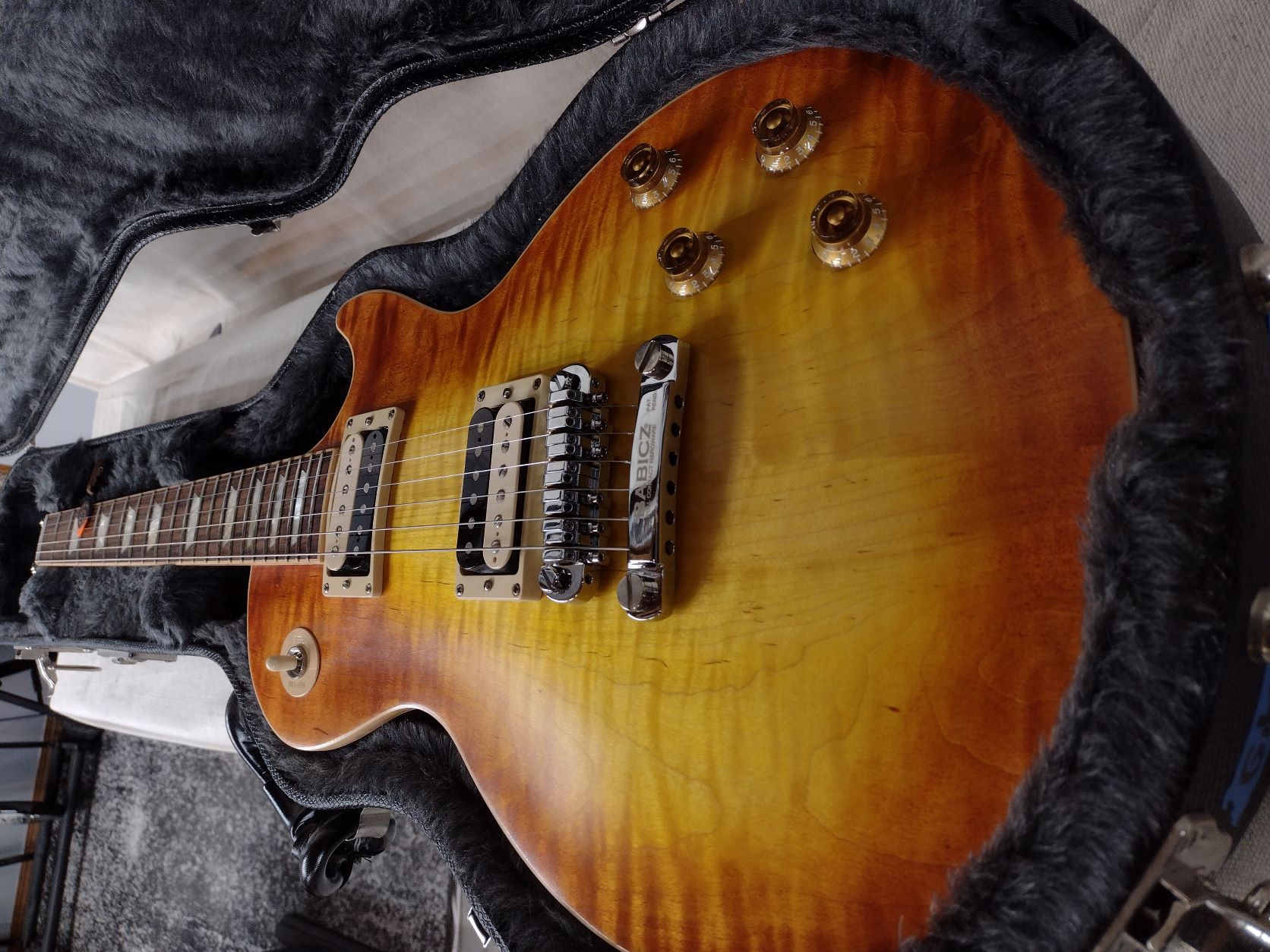 2005 Gibson Faded 3.jpg