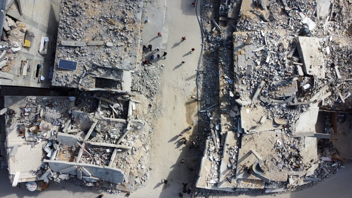 2025-01-20T091033Z_2137061146_RC2LDCACY9DA_RTRMADP_3_ISRAEL-PALESTINIANS-GAZA-CEASEFIRE-173736...jpg