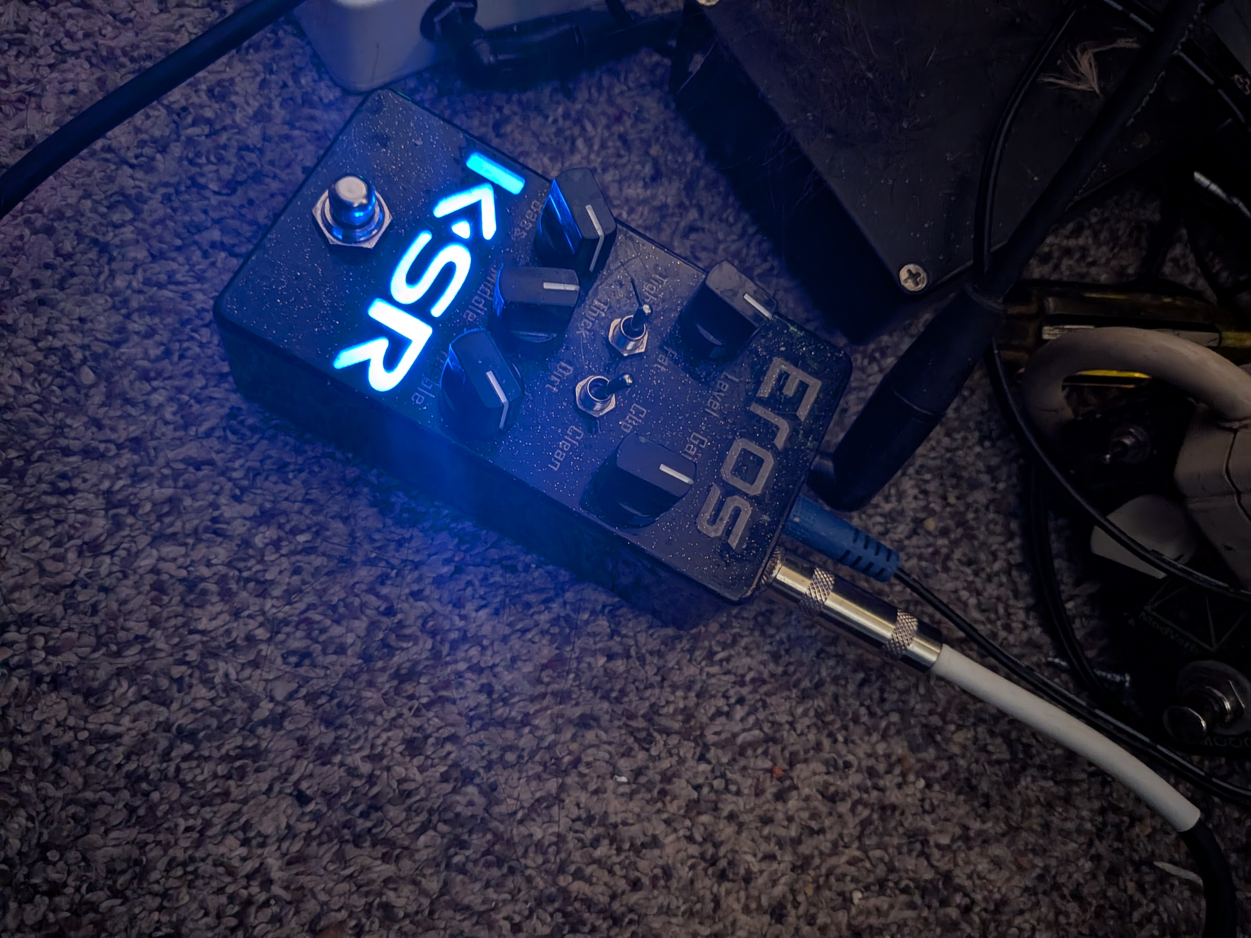 695.jpg