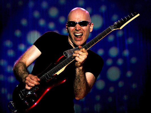 92268427181joe-satriani-7-2319568325.jpg