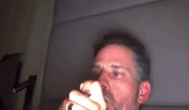AE0BFC98-7F9D-45D8-A231-3B3BD1EB1C38.gif