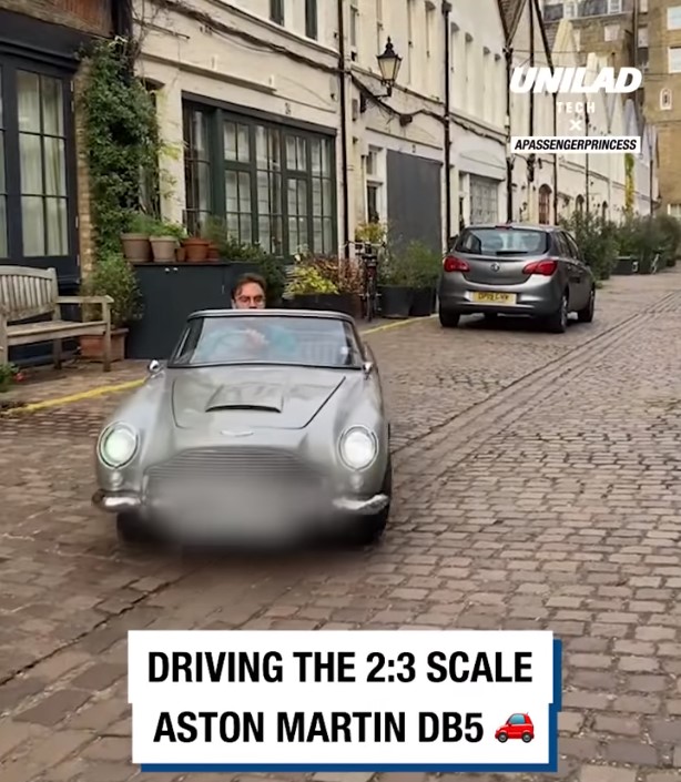 Aston Martin Small.jpg