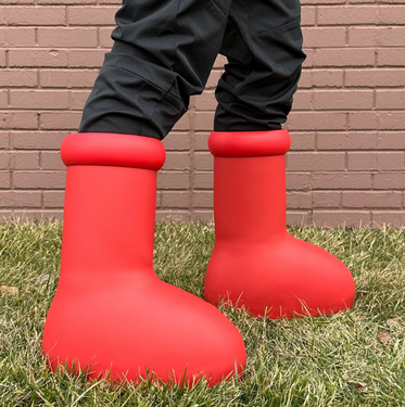 big boots.png