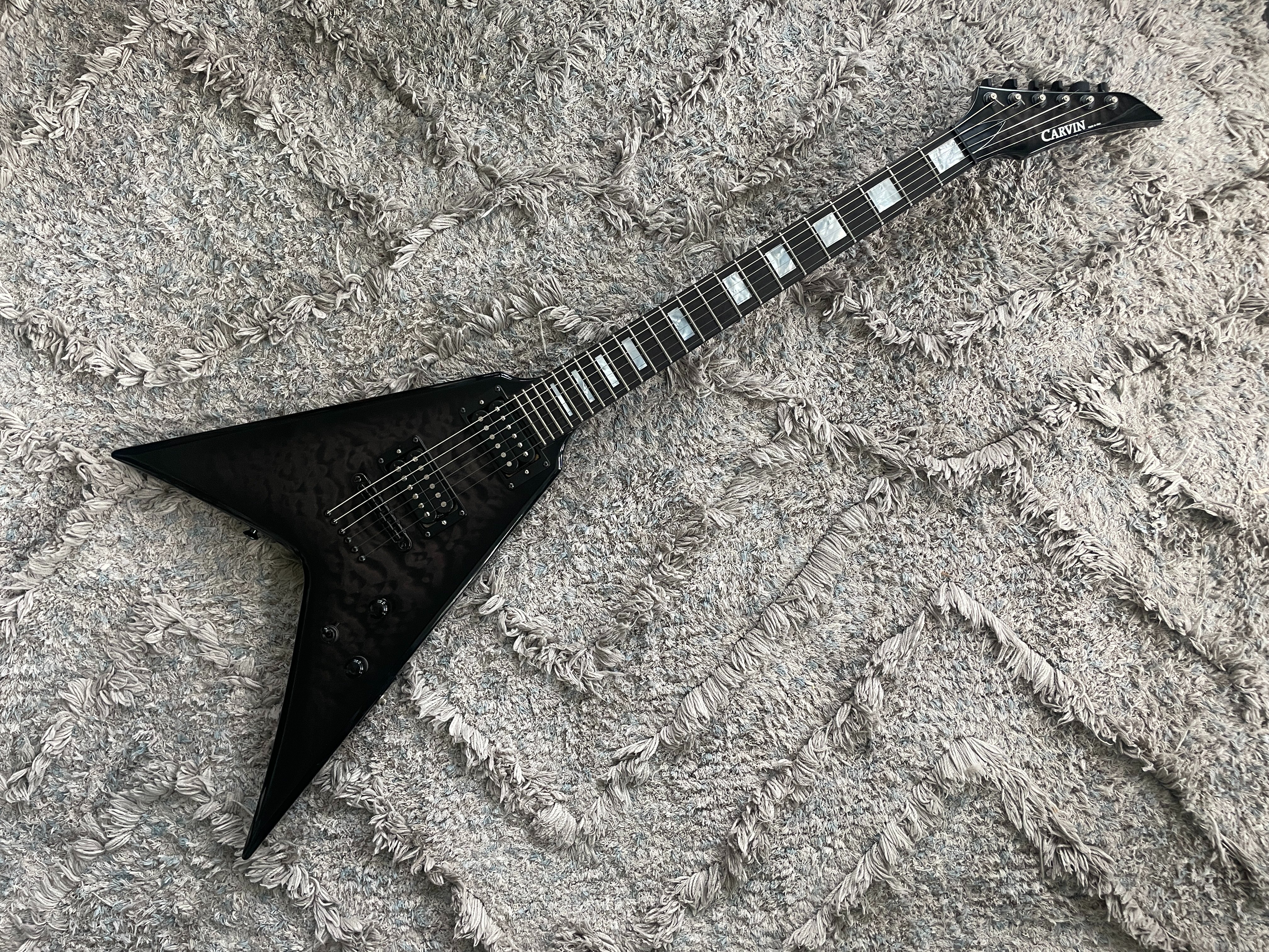 Carvin Custom Shop Ultra V 01.JPG