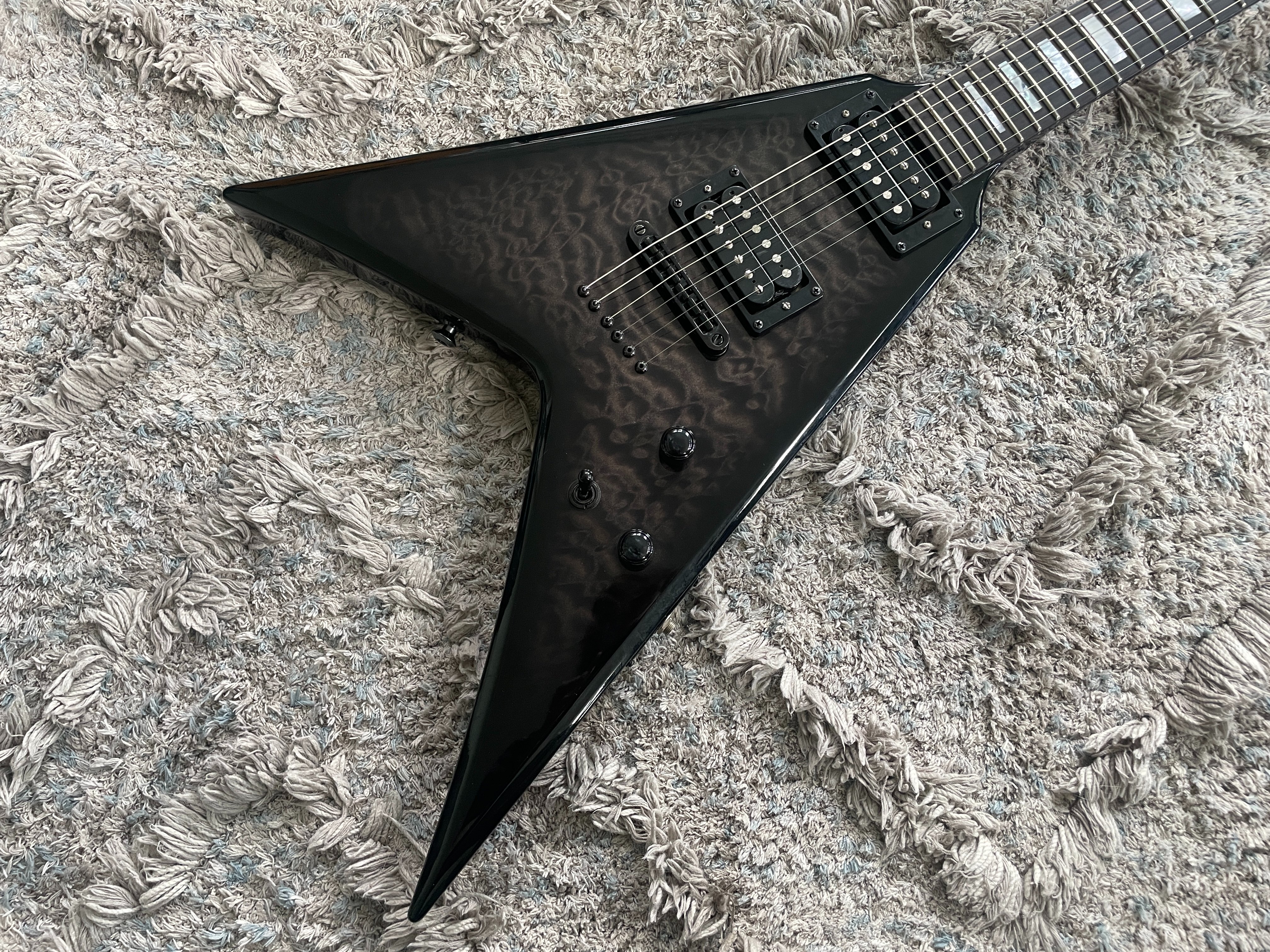 Carvin Custom Shop Ultra V 03.JPG