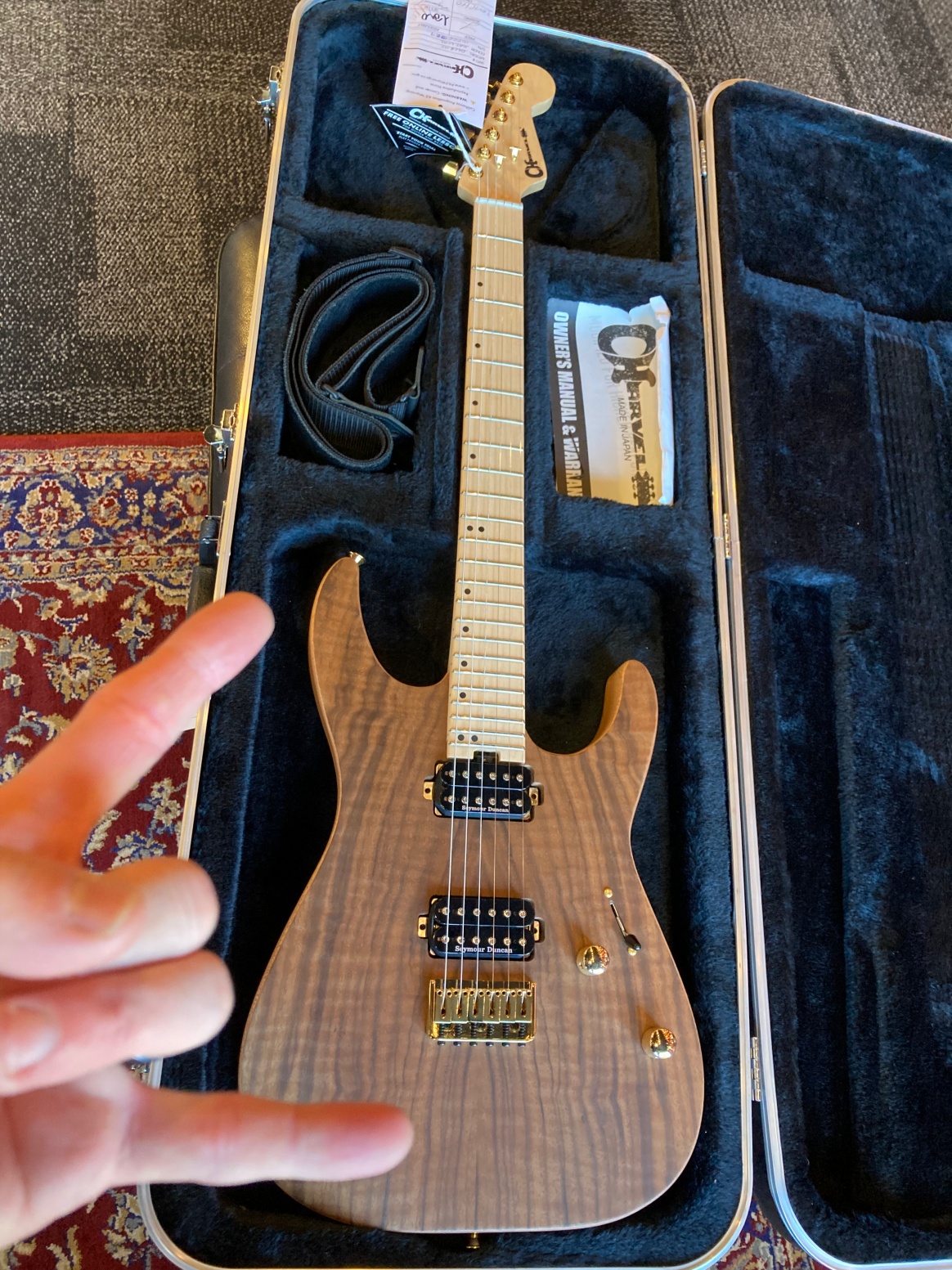 Charvel New copy 2.jpg