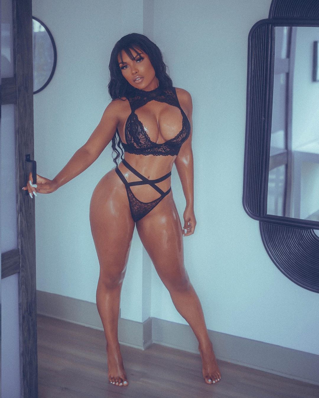 Eve J Marie - @evejmarie-490oNULR_o.jpg