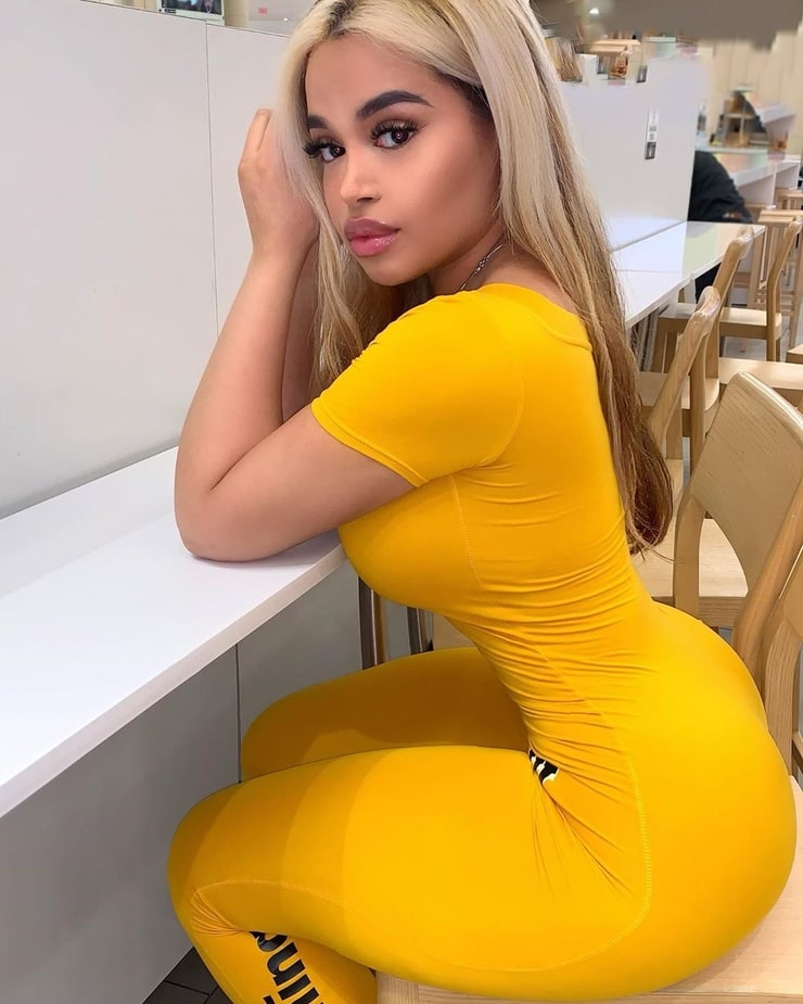 Giselle Lynette (@gisellelynette on IG) - 740full-giselle-lynette-82.jpg
