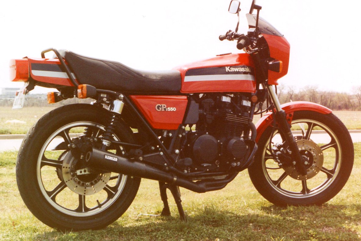 GPz 550 large.jpg