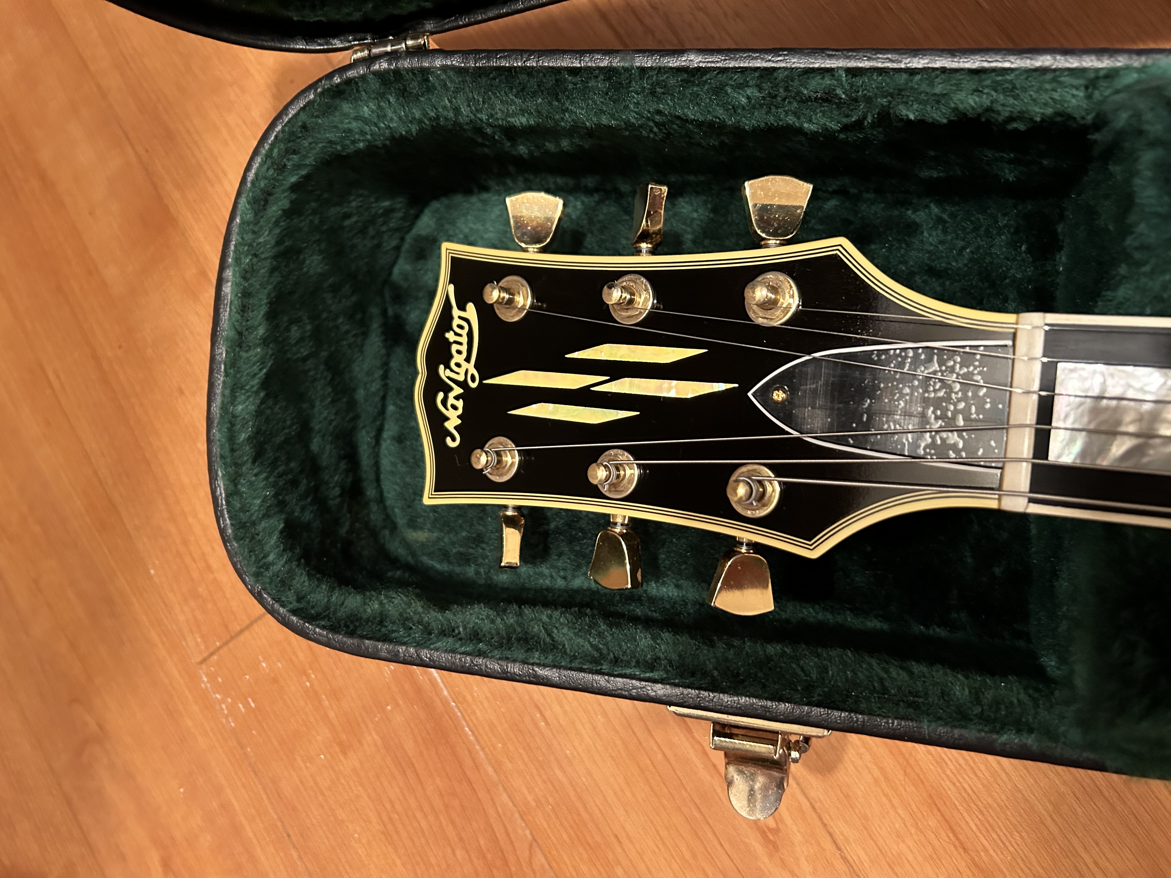 Belated NGD: Navigator N-LP-480CTM (Les Paul Custom) | The