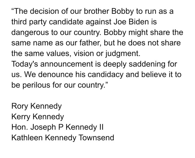 kennedy family against presidential run.jpg