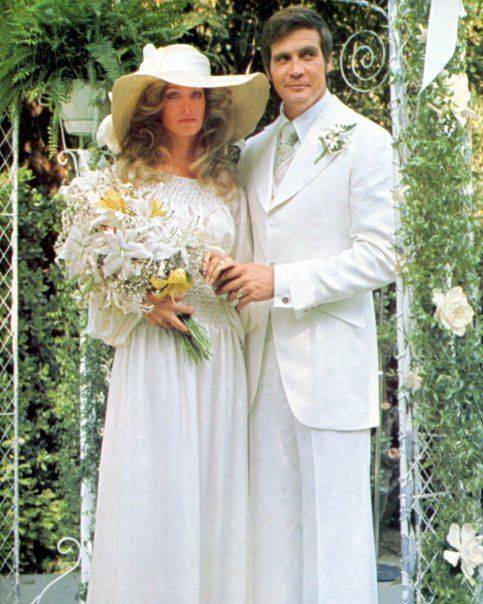 Lee Majors and Farrah.jpg