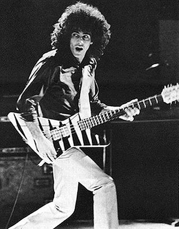 MARTIN-BASS (1).jpg