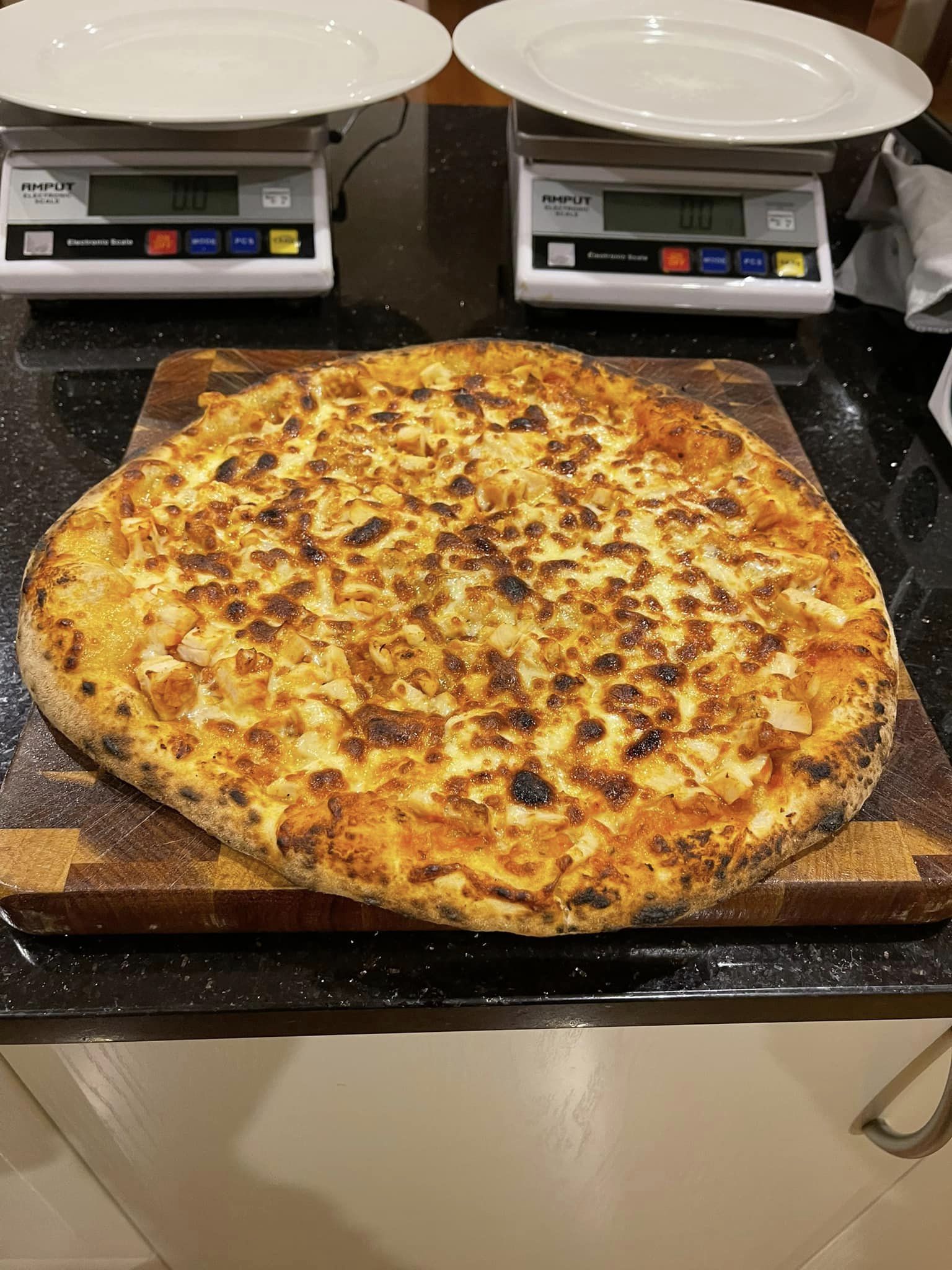 Neapolitan pizza.jpg