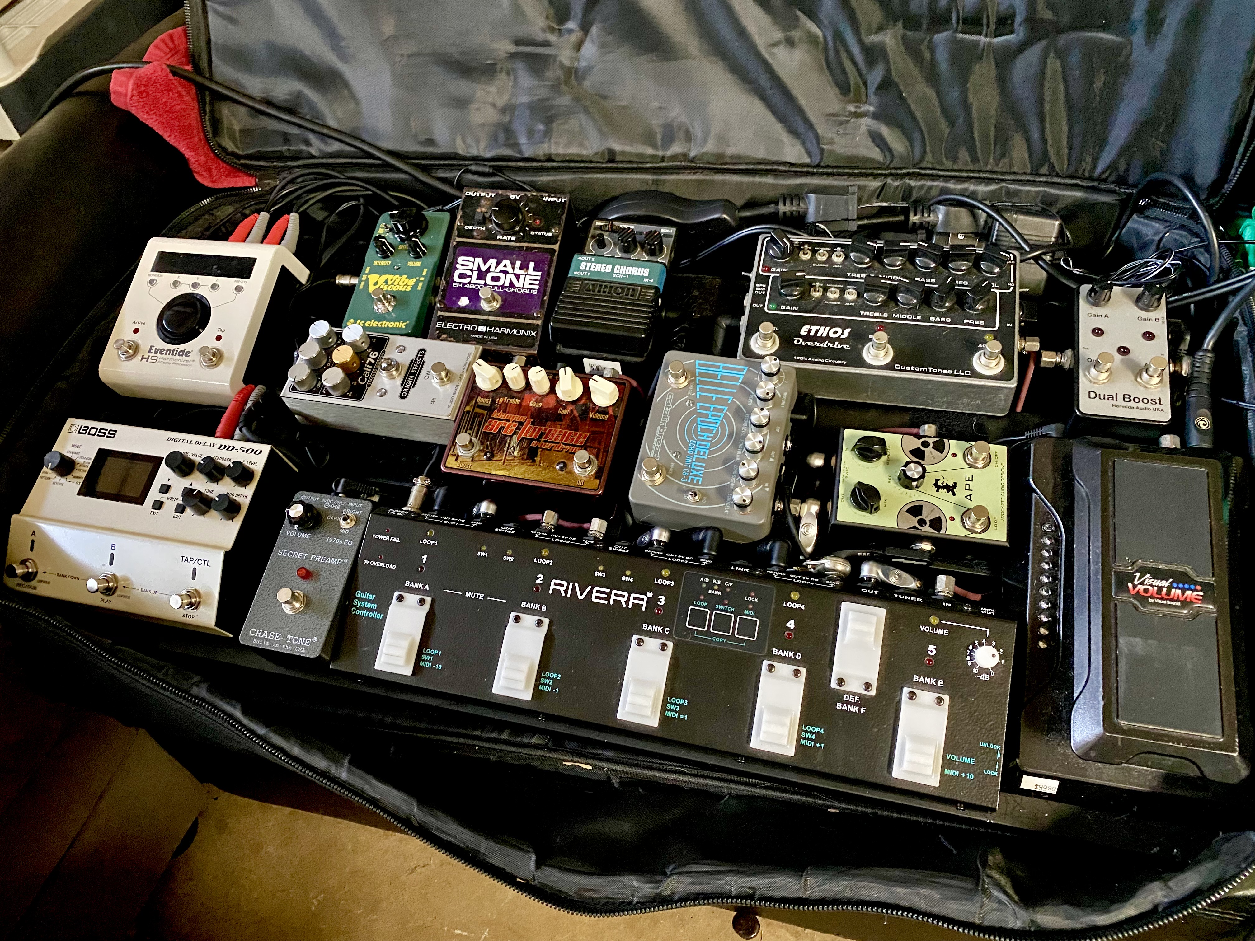 pedalboard 9_6_21.jpeg