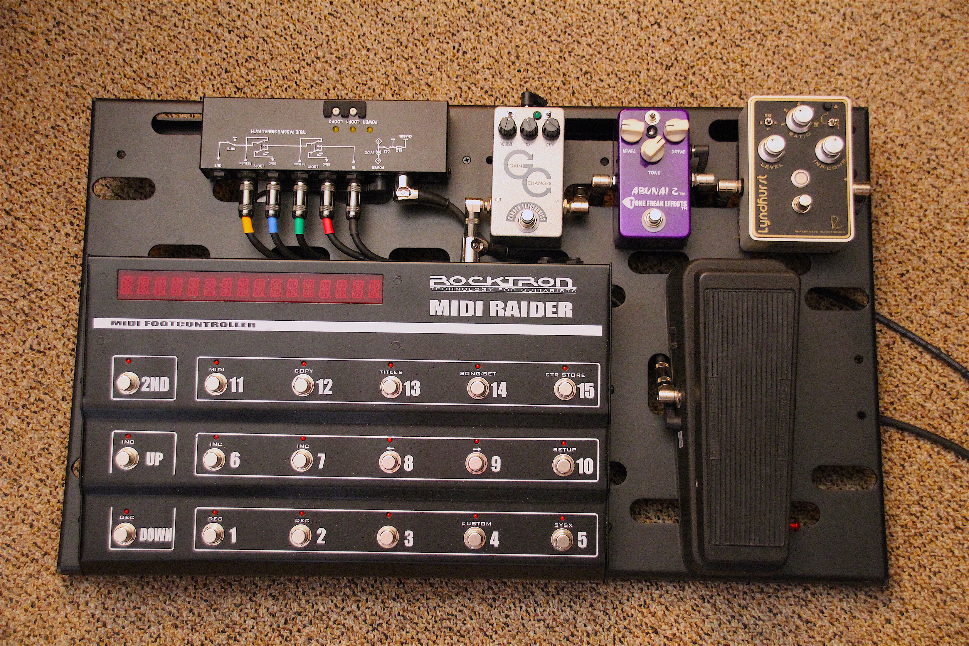 PEDALBOARD.jpg