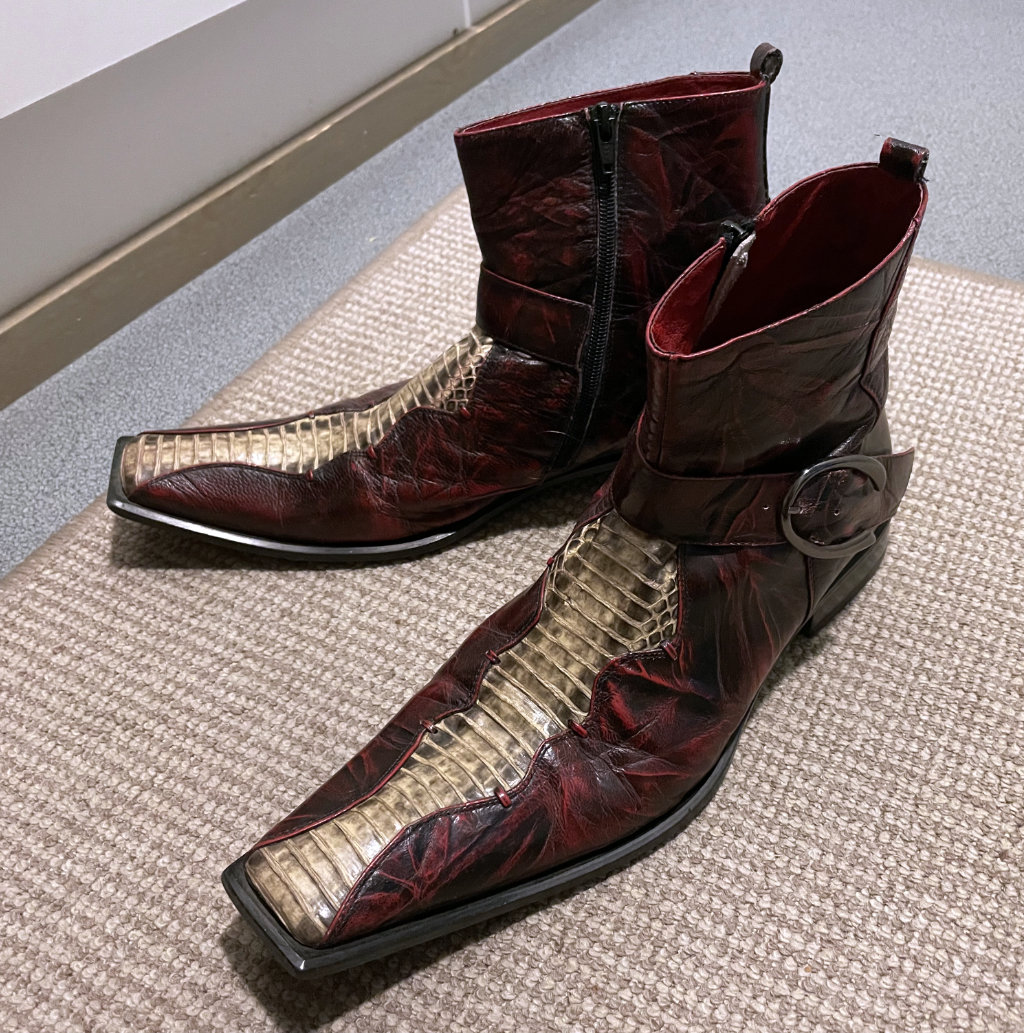 ridiculous_boots.jpg