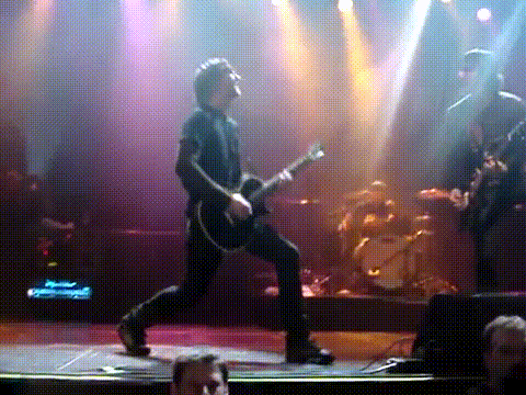 s7VoHhv.gif
