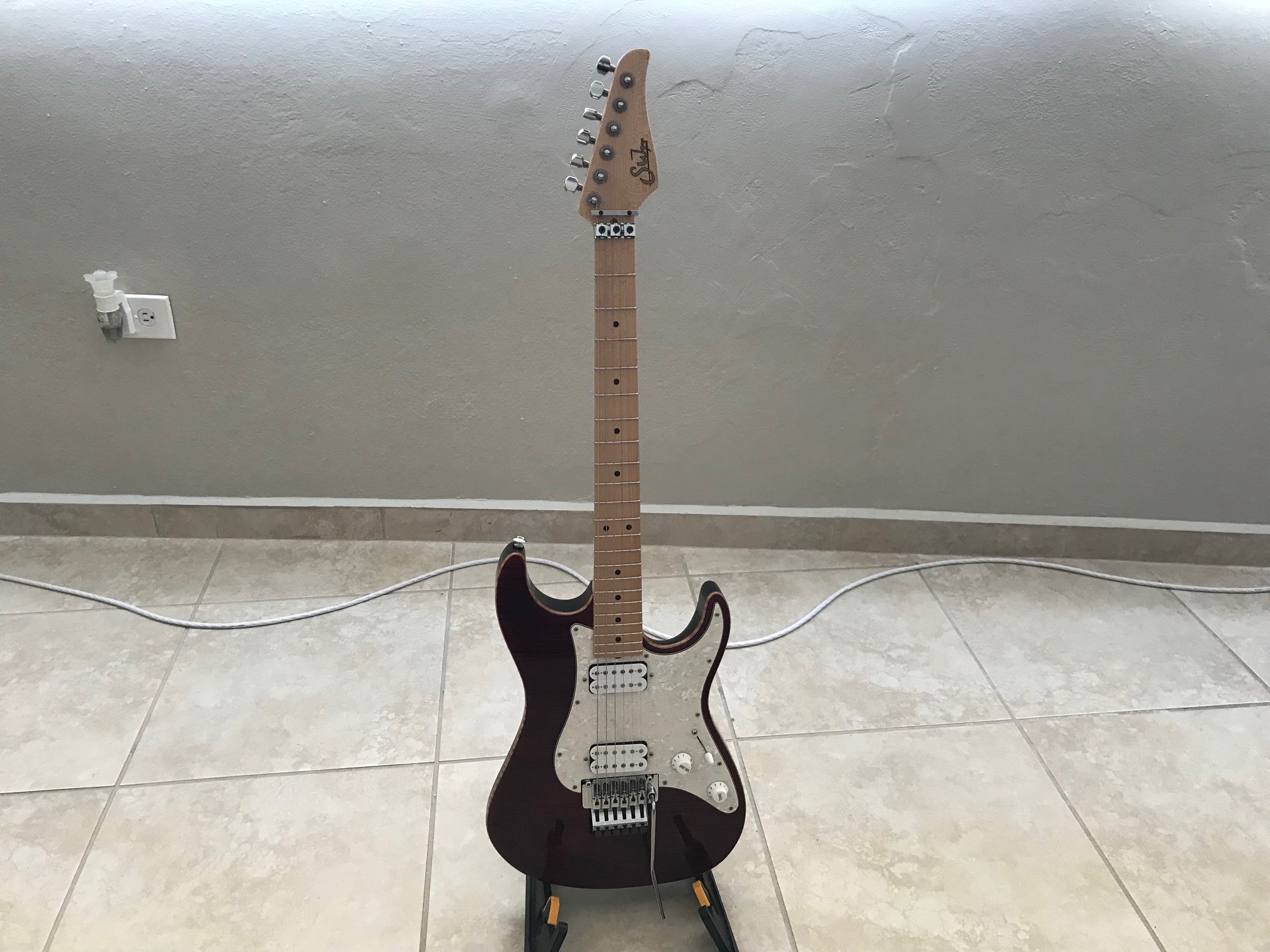 Suhr Standard Front Shot.jpg