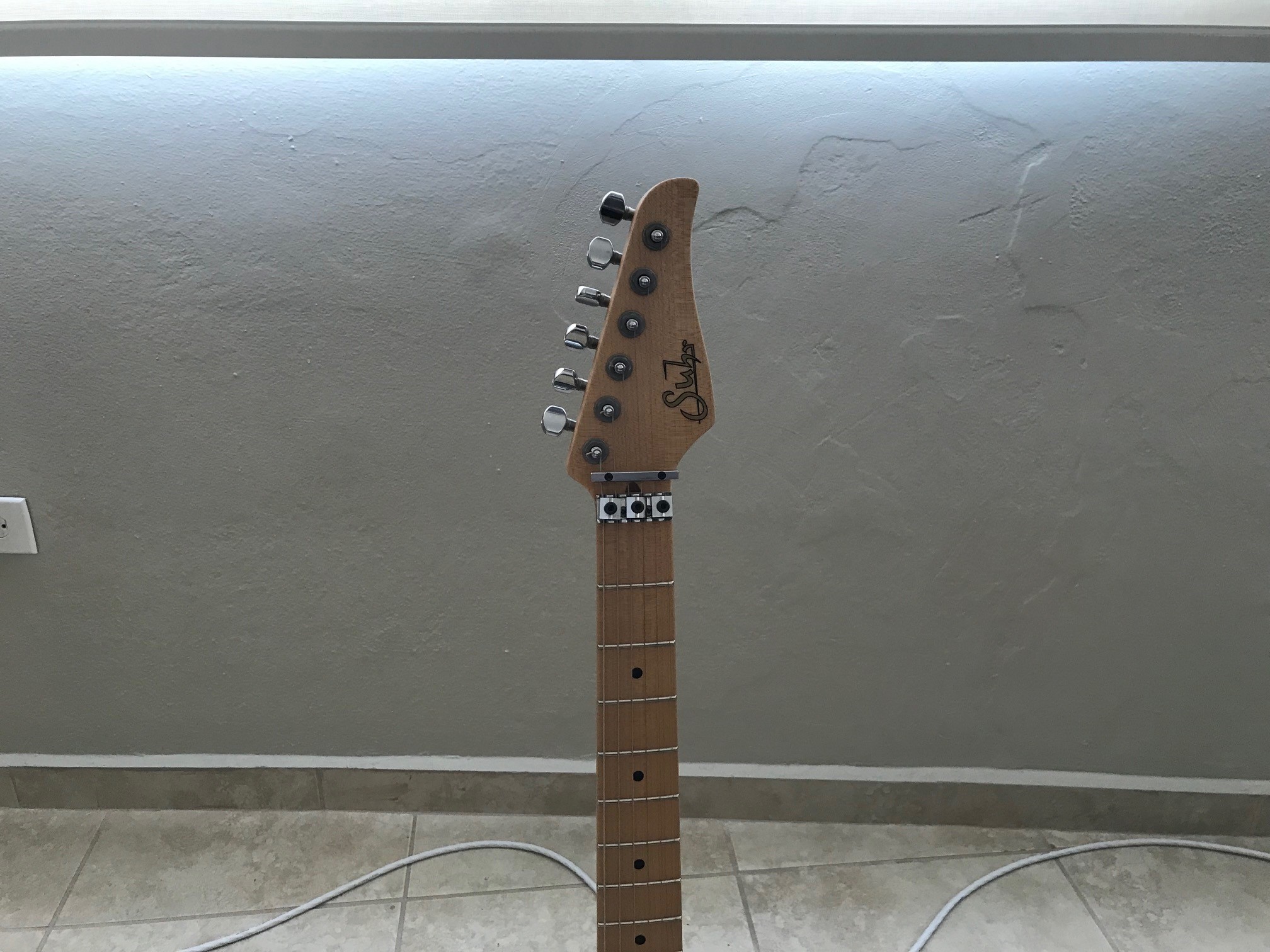 Suhr Standard Front Shot neck.jpg
