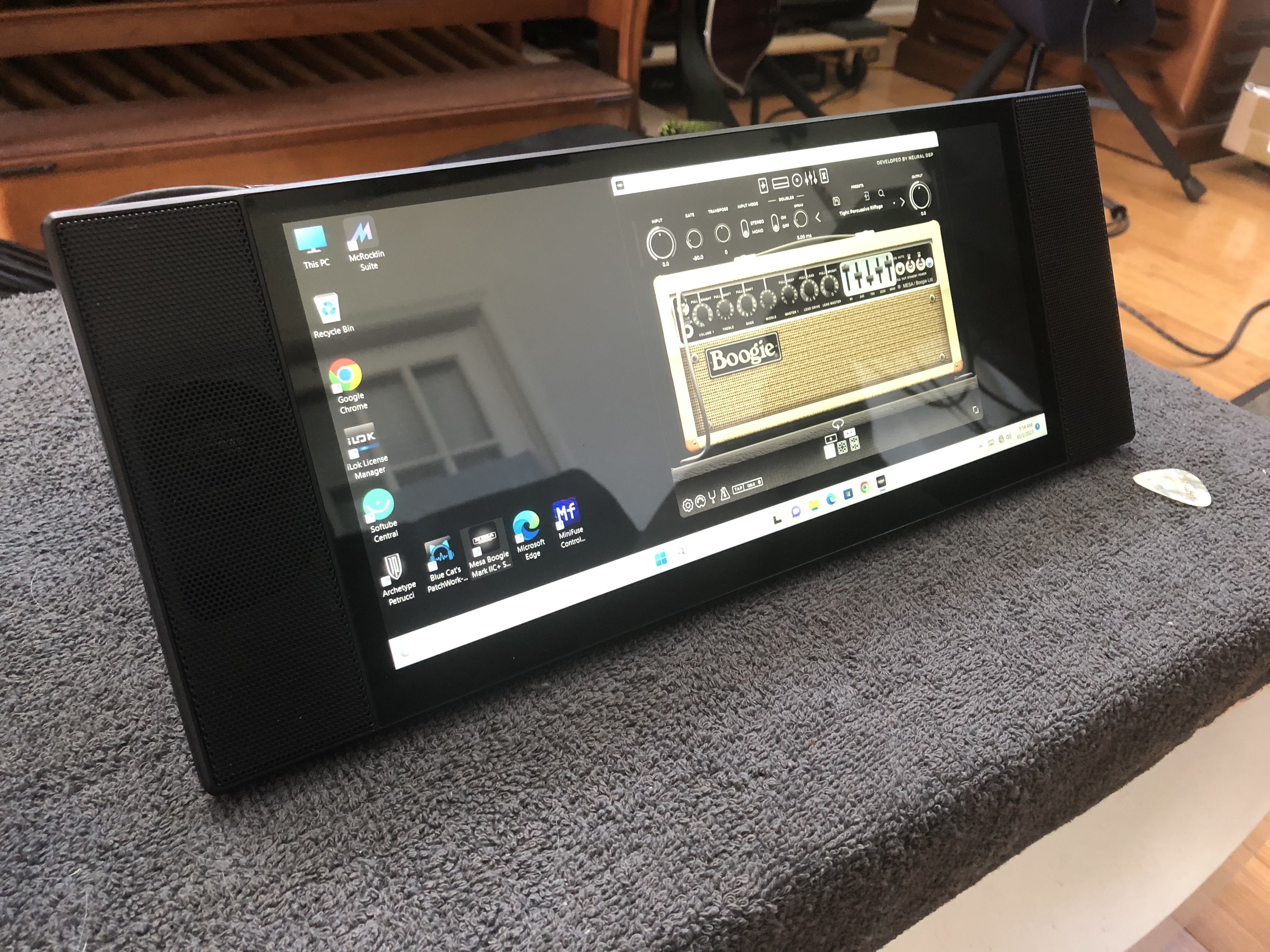 touchscreen2.JPG
