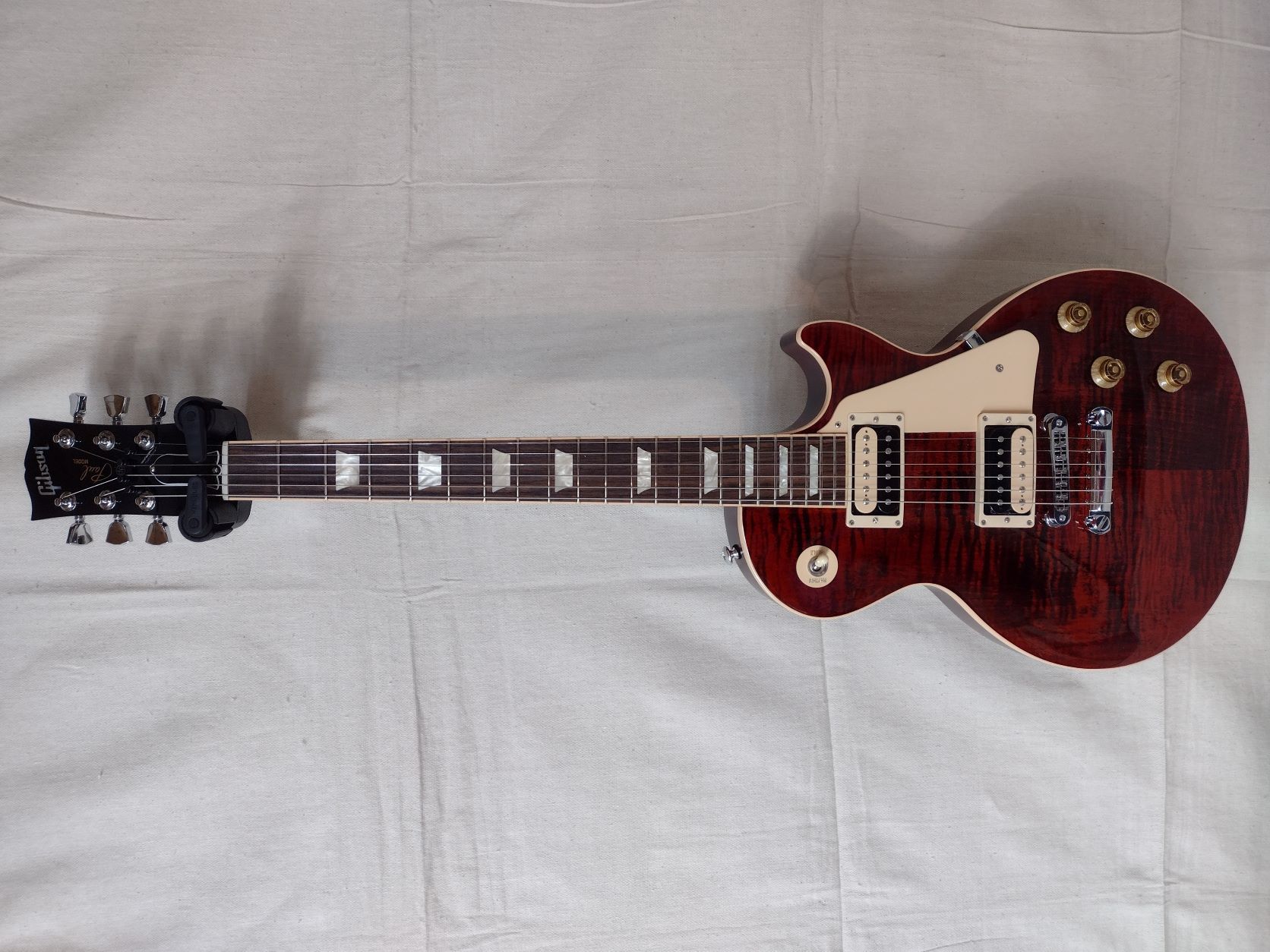 Trad Pro Wine Red Figured Top.jpg