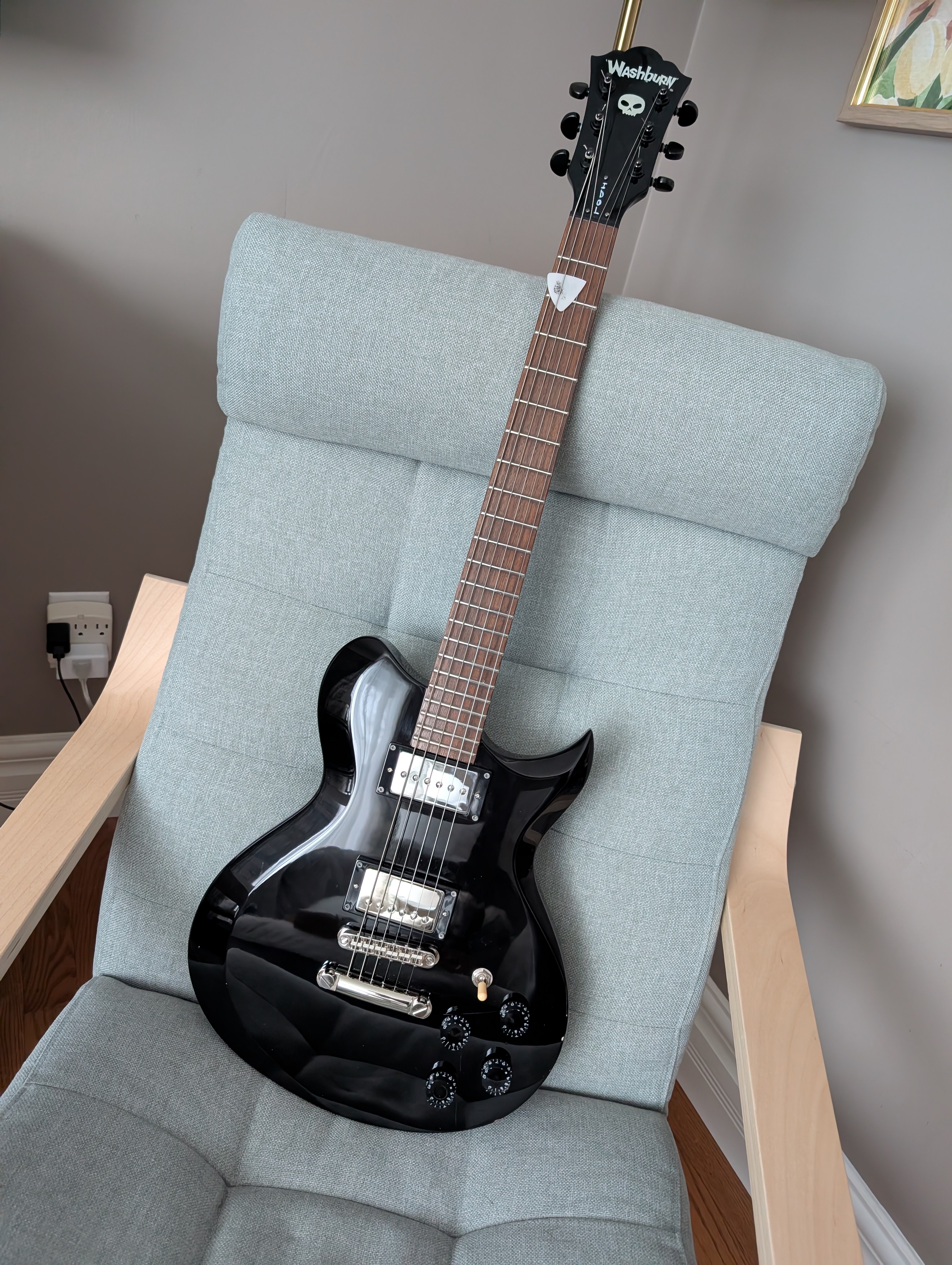 WASHBURN IDOL WI65 GLOSS.jpg