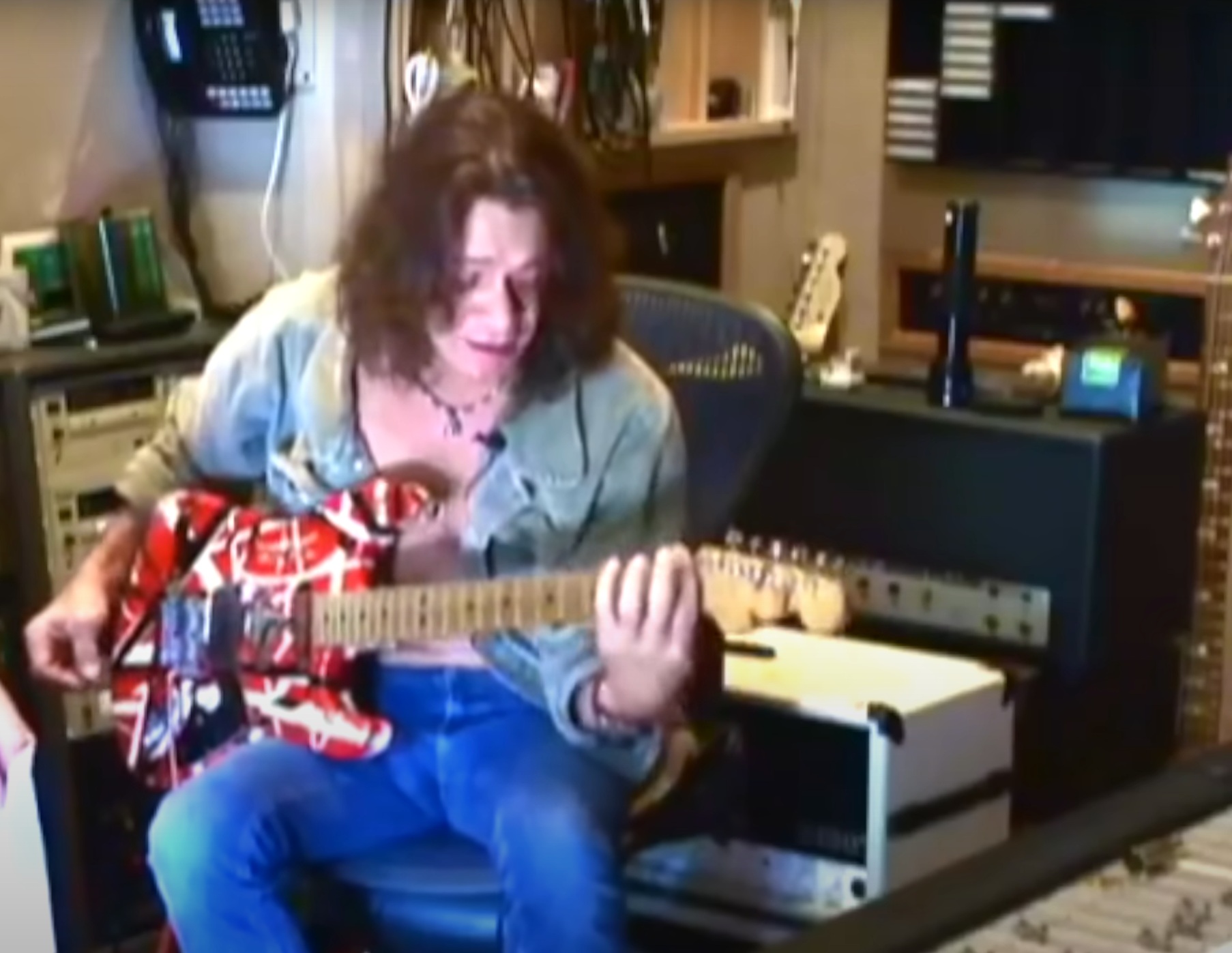 weird amp.jpg