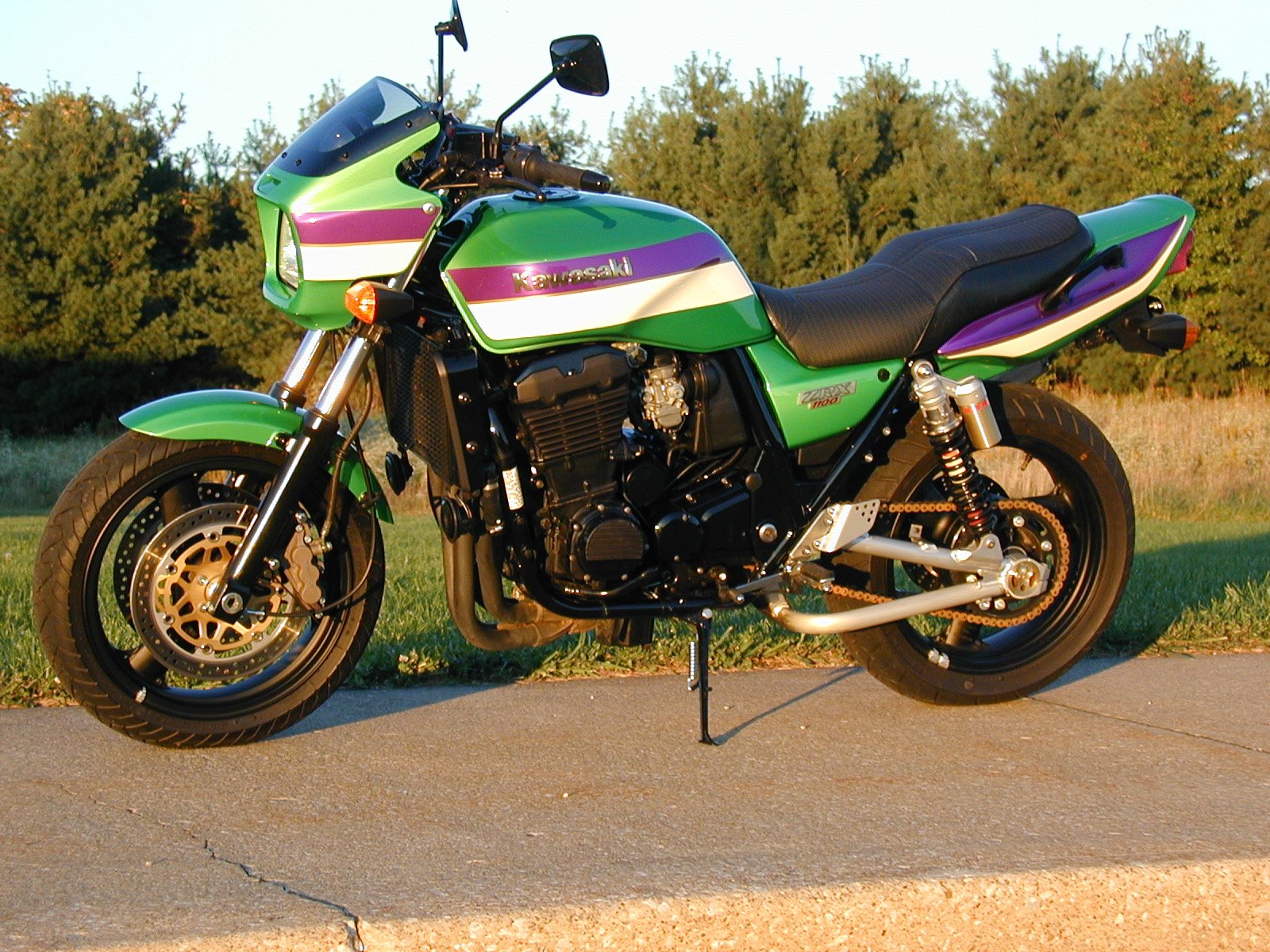 ZXR11.jpg