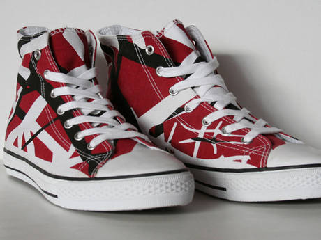 eddie-van-halen-shoes-460-100-460-70.jpg