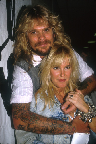 FF89LitaFordandChrisHolmes.jpg