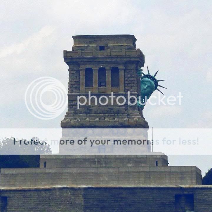 317281_454384244608107_1120827552_n.jpg