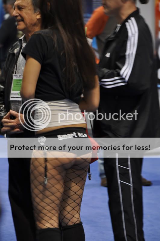NAMM-Girl-1.jpg