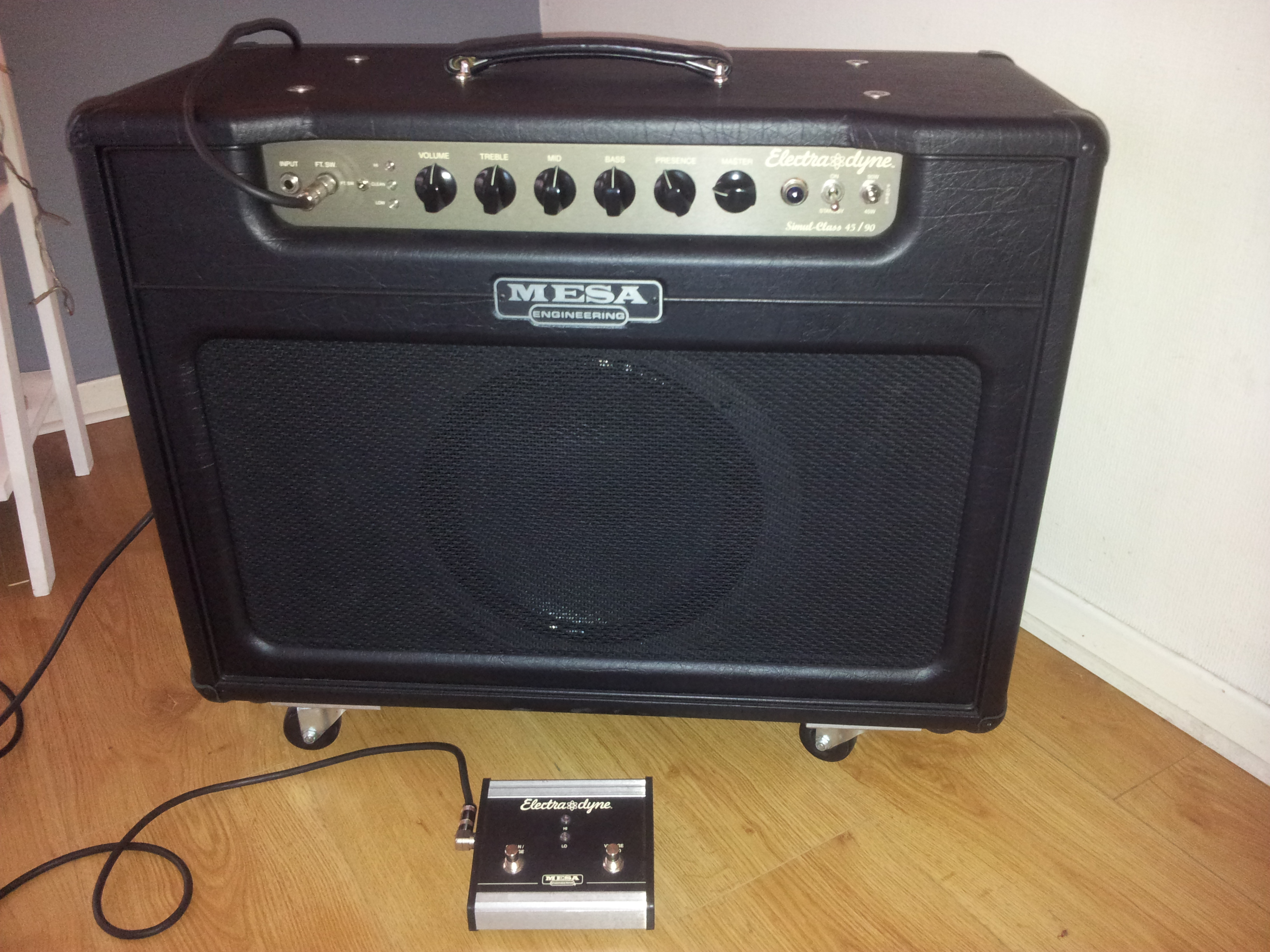 mesa-boogie-electra-dyne-series-1x12-combo-313291.jpg