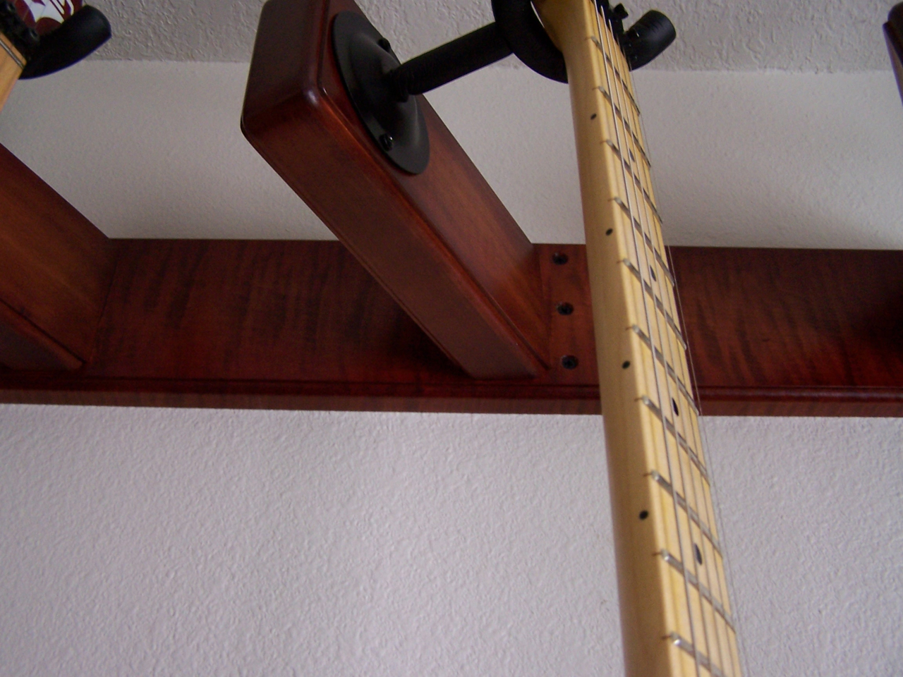 GuitarRackInstalled4.jpg