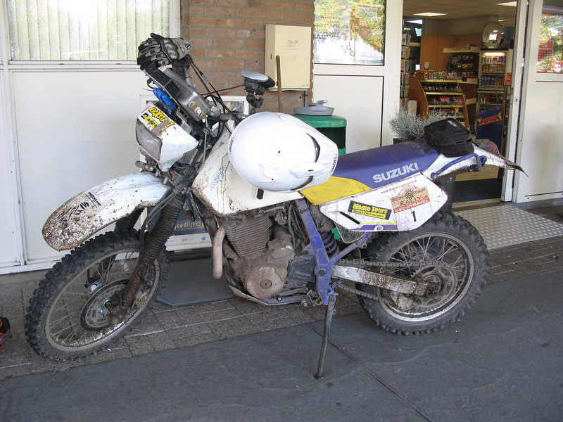 463015116_E5835-L.jpg