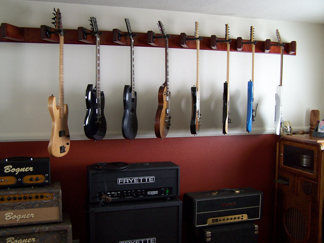 GuitarRackInstalled2.jpg