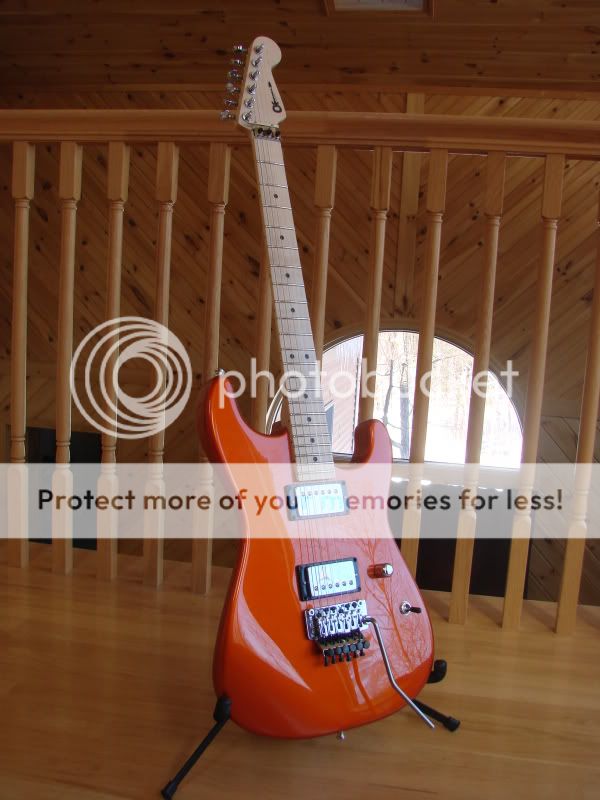 charvel3.jpg