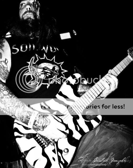 l_7f23250e89fb434a846bbeb879ac2b79.jpg