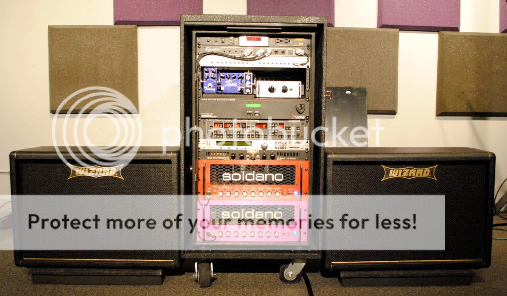 speakers.jpg