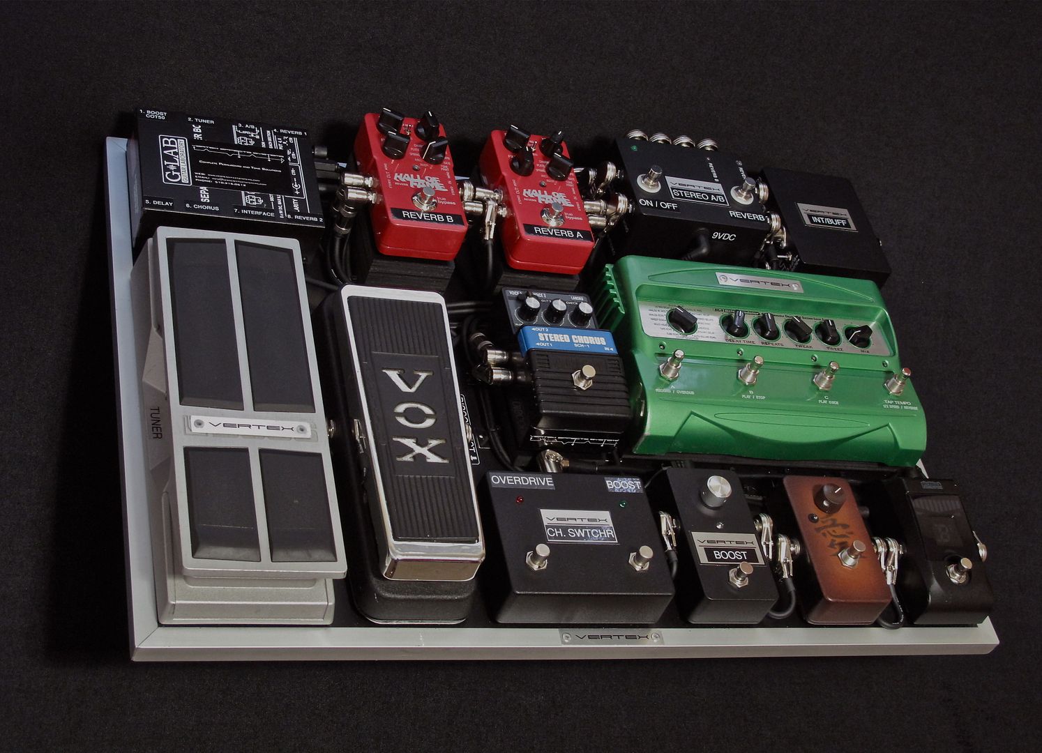 RobbenFordPedalboardv21.jpg