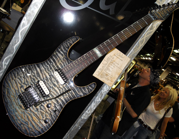 suhr-modern-carve-top-ltd111.jpg