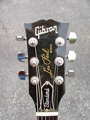 1981_lespaul_headstock.jpg