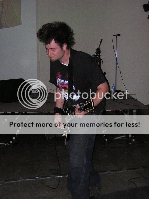 212665487_l.jpg