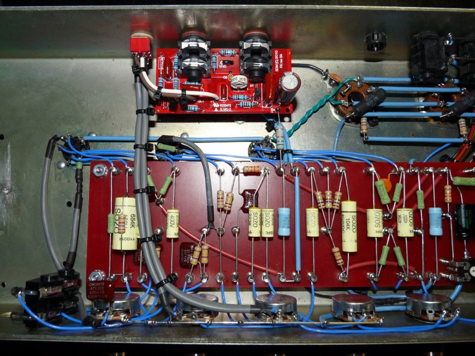 Zf2Q8.jpg