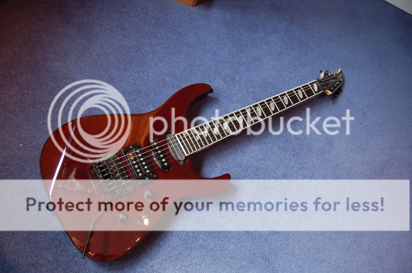 guitars005.jpg