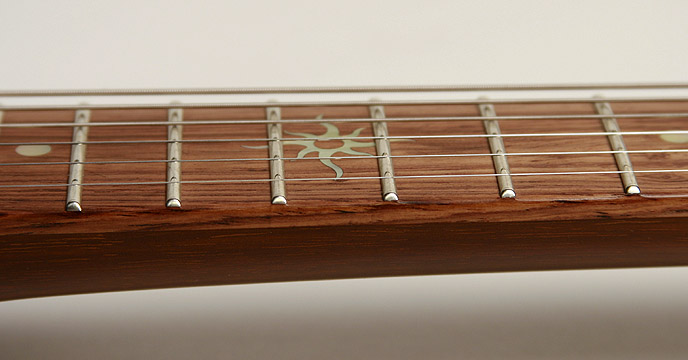 GT073_9.jpg