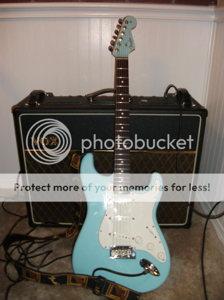 NewAmpwguitars001.jpg